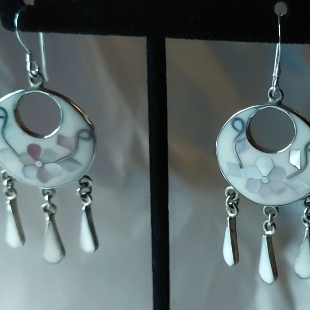 Mexico Alpaca Silver Dangle Earrings Floral MOP White Abalone .925 Earwires - Picture 4 of 8